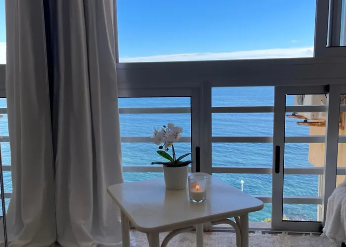 Luxe Horizonte Vista Mar Apartment